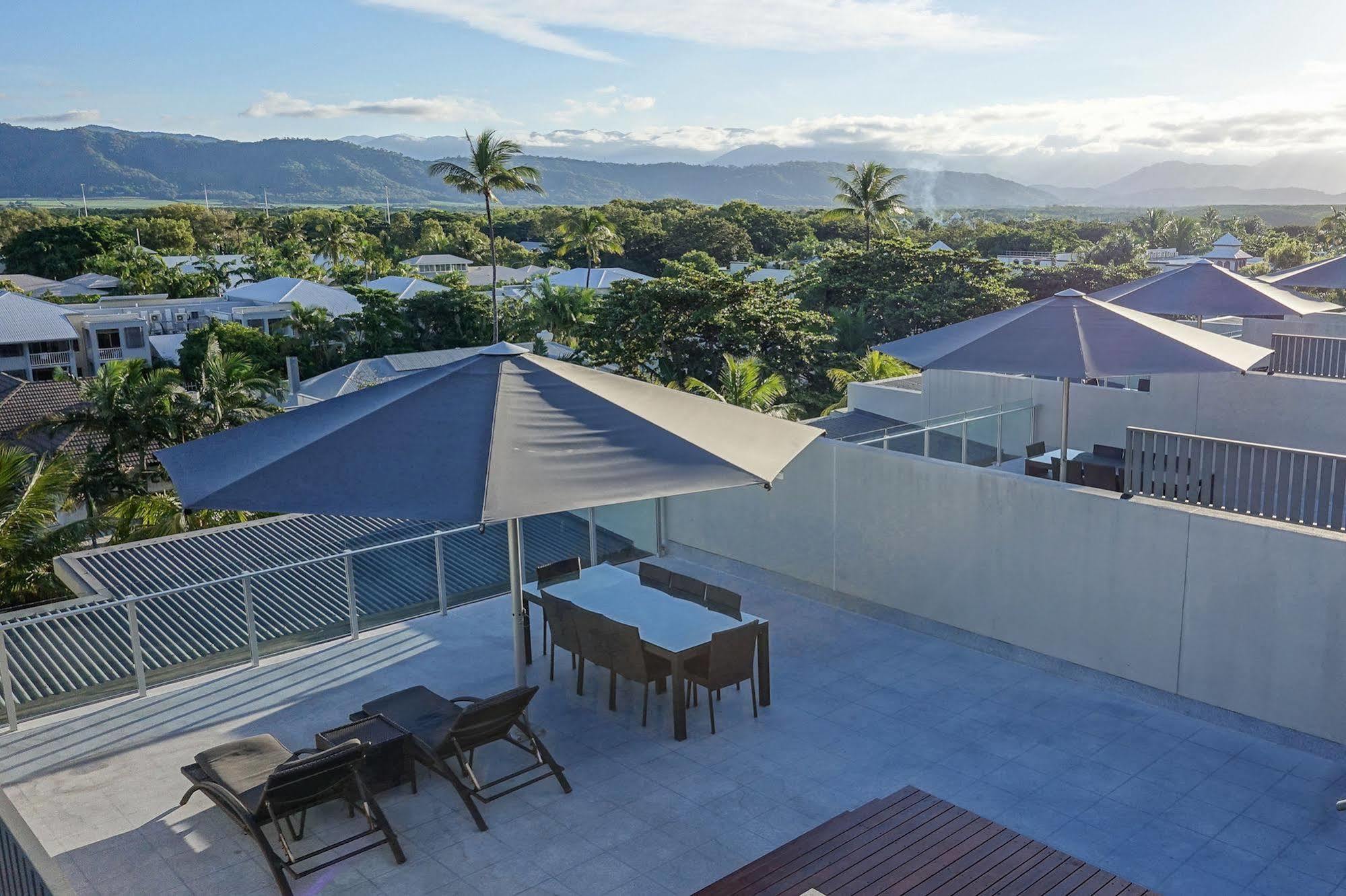 Coconut Grove Port Douglas Exterior foto